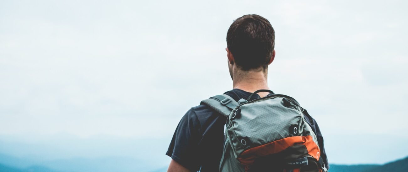 hiker-1149877 hiker-1149877